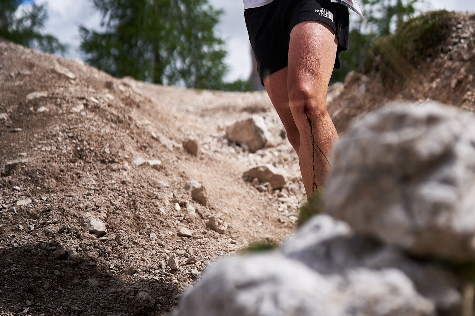 Runner in Croda da Lago area, Cortina d'Ampezzo @ Lavaredo Ultra Trail 2023